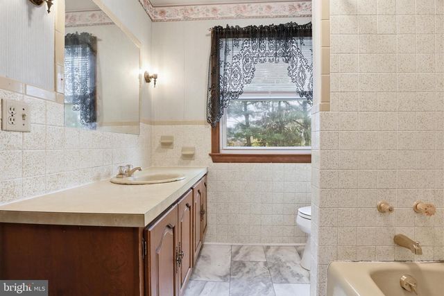 2320 FRUITVILLE PIKE, Lancaster, PA 17601