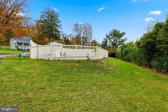 2320 FRUITVILLE PIKE, Lancaster, PA 17601