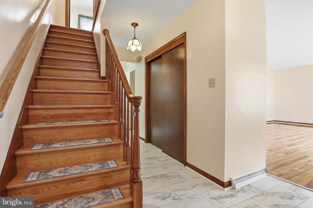 2320 FRUITVILLE PIKE, Lancaster, PA 17601