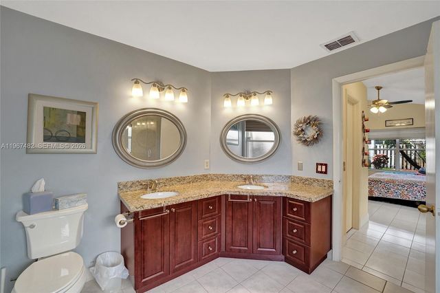 2932 Oak Park Cir, Davie, FL 33328