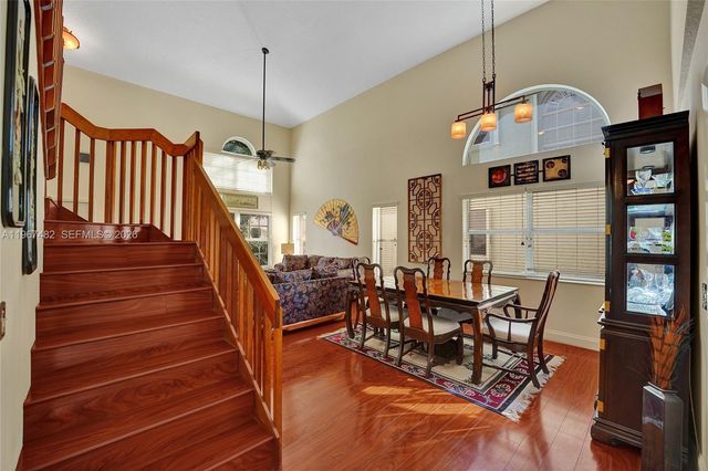 2932 Oak Park Cir, Davie, FL 33328