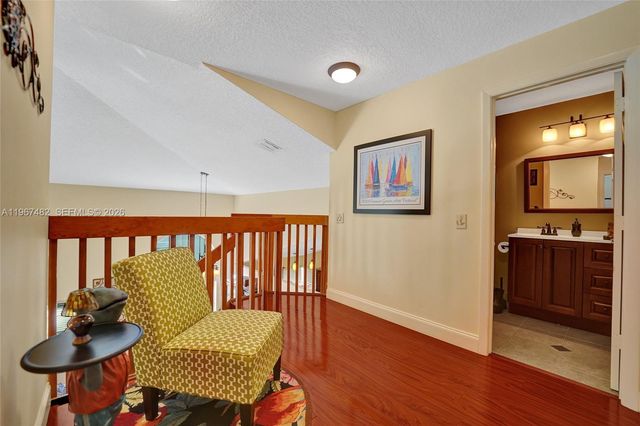 2932 Oak Park Cir, Davie, FL 33328