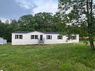 124 Golf Lane, Fountain Inn, SC 29644