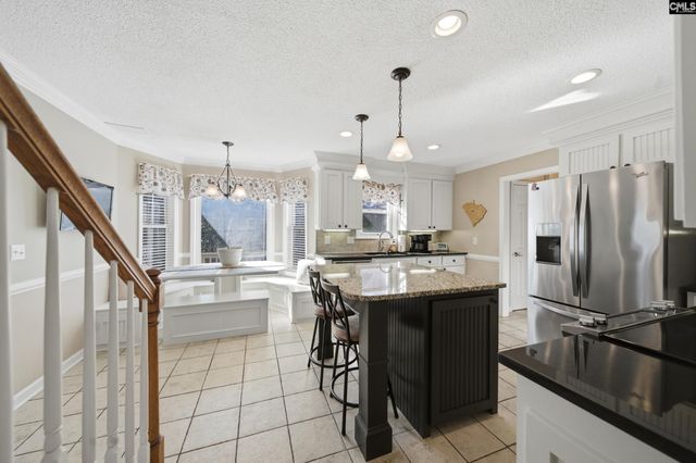 512 Hallsborough Drive, West Columbia, SC 29170