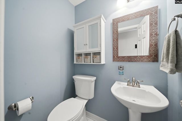 512 Hallsborough Drive, West Columbia, SC 29170