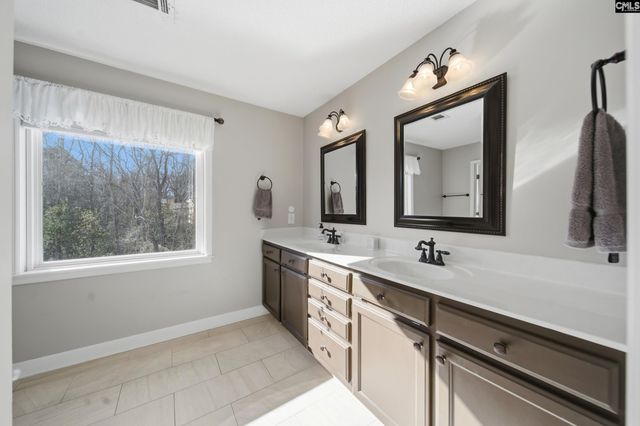 512 Hallsborough Drive, West Columbia, SC 29170