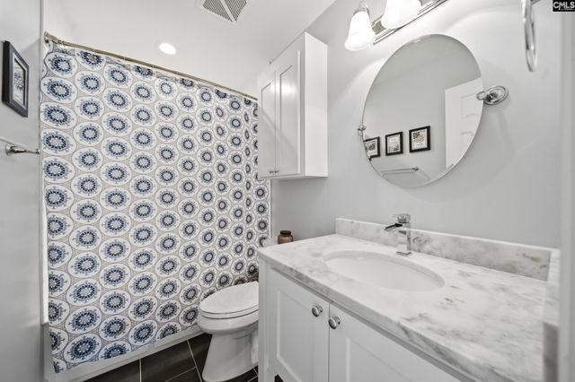 512 Hallsborough Drive, West Columbia, SC 29170