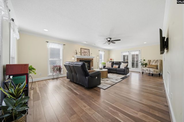 512 Hallsborough Drive, West Columbia, SC 29170