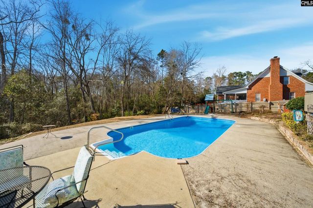 512 Hallsborough Drive, West Columbia, SC 29170