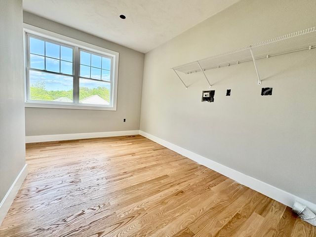8 Country Lane, Billerica, MA 01821