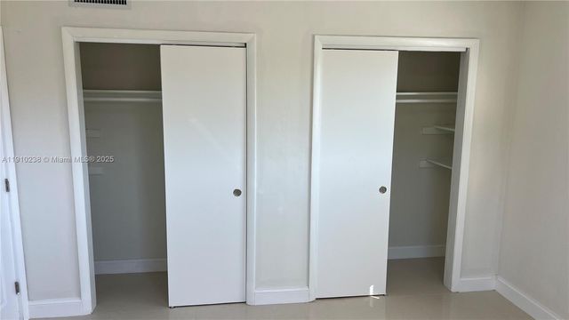 465 NE 139th St 461, North Miami, FL 33161