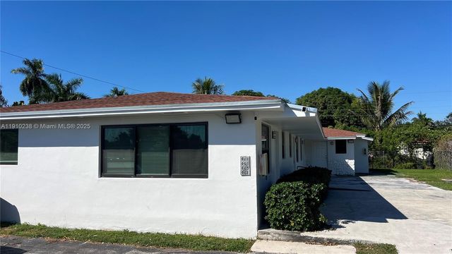 465 NE 139th St 461, North Miami, FL 33161