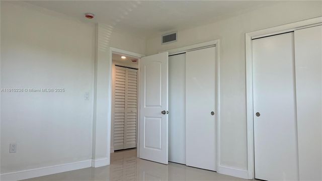 465 NE 139th St 461, North Miami, FL 33161