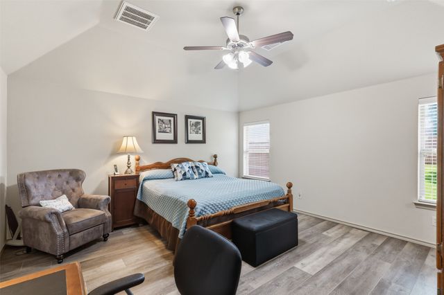 317 Delaware Street, Burleson, TX 76028