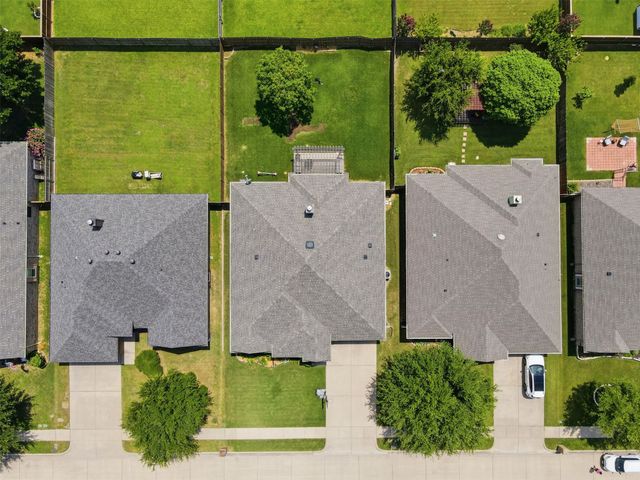 317 Delaware Street, Burleson, TX 76028