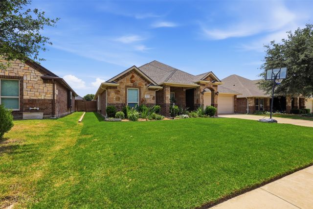 317 Delaware Street, Burleson, TX 76028