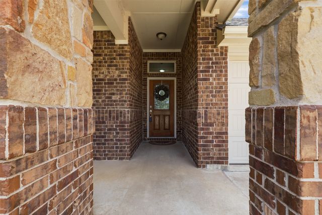 317 Delaware Street, Burleson, TX 76028