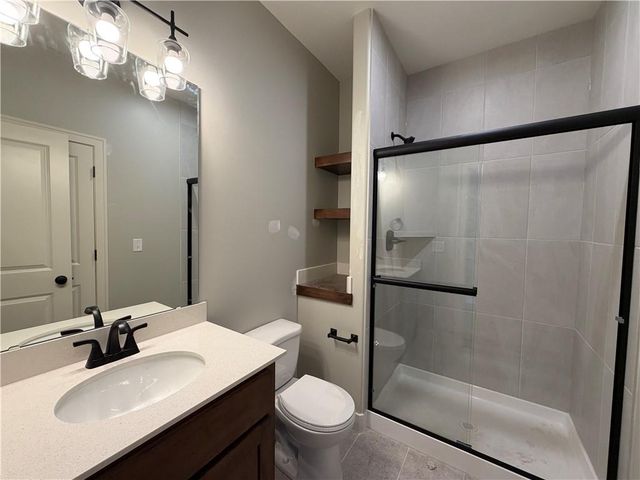 16978 S Brentwood Street, Olathe, KS 66062