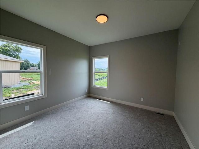 16978 S Brentwood Street, Olathe, KS 66062