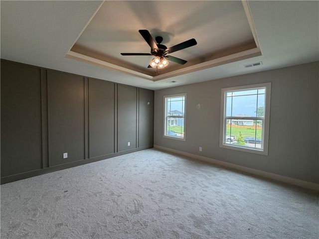 16978 S Brentwood Street, Olathe, KS 66062