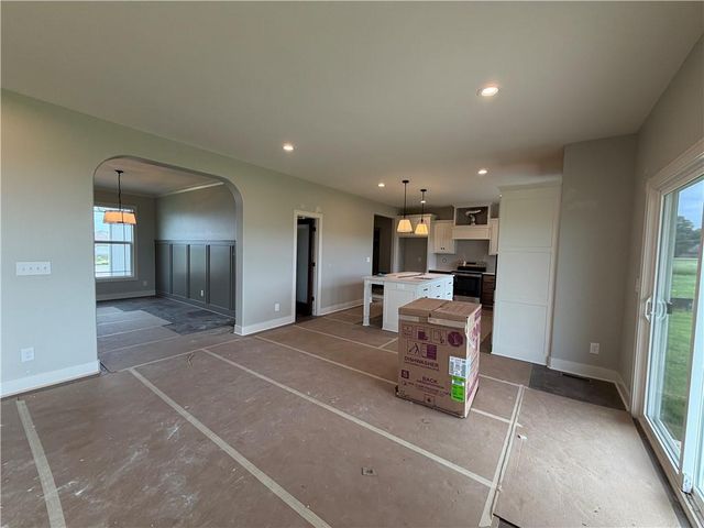 16978 S Brentwood Street, Olathe, KS 66062