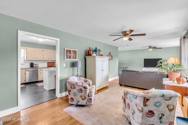 1172 Avrum Drive, Toms River, NJ 08753