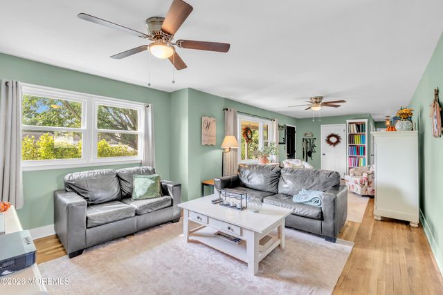 1172 Avrum Drive, Toms River, NJ 08753