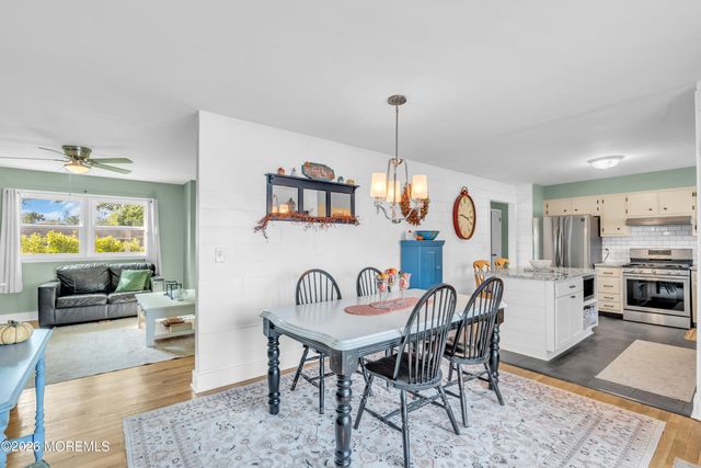 1172 Avrum Drive, Toms River, NJ 08753