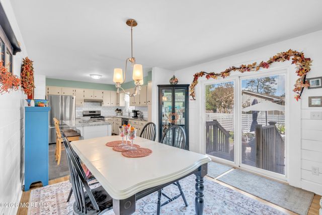 1172 Avrum Drive, Toms River, NJ 08753