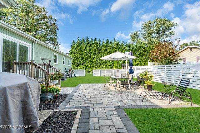 1172 Avrum Drive, Toms River, NJ 08753