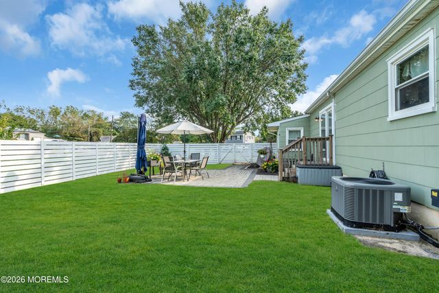 1172 Avrum Drive, Toms River, NJ 08753
