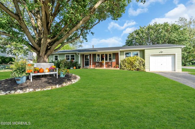 1172 Avrum Drive, Toms River, NJ 08753