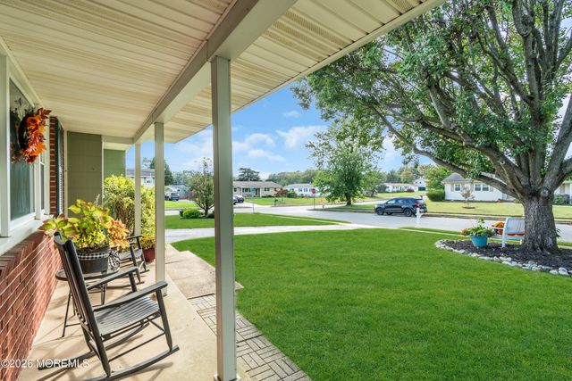 1172 Avrum Drive, Toms River, NJ 08753