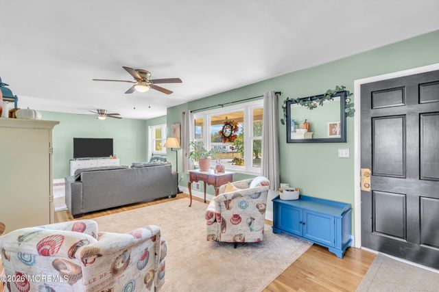 1172 Avrum Drive, Toms River, NJ 08753