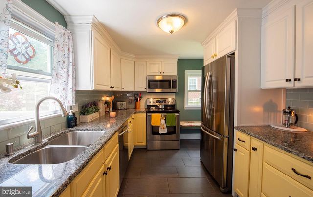 206 MEADIA AVE, Lancaster, PA 17602