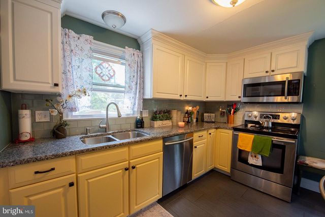 206 MEADIA AVE, Lancaster, PA 17602