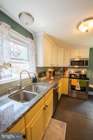 206 MEADIA AVE, Lancaster, PA 17602