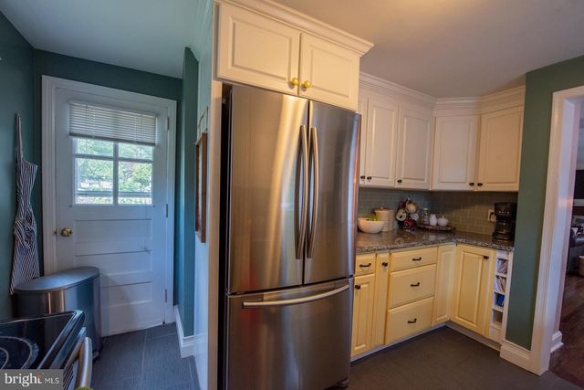 206 MEADIA AVE, Lancaster, PA 17602