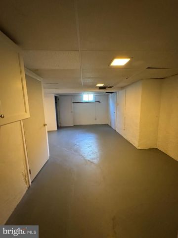 206 MEADIA AVE, Lancaster, PA 17602