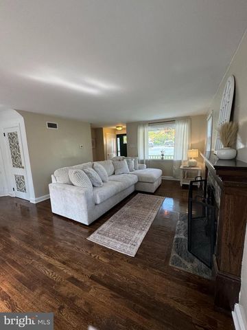 206 MEADIA AVE, Lancaster, PA 17602