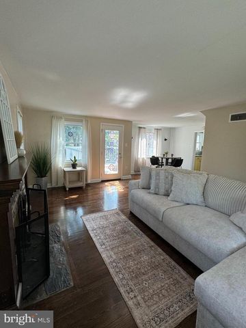 206 MEADIA AVE, Lancaster, PA 17602