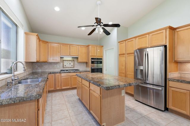 65187 E Desert Sands Court, Tucson, AZ 85739