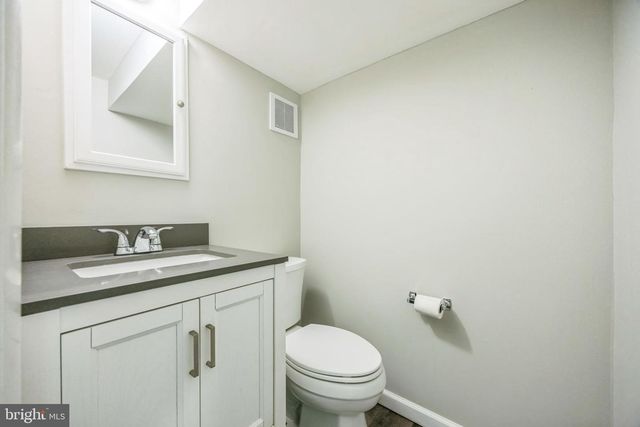 4221 CHALFONT PL, Philadelphia, PA 19154