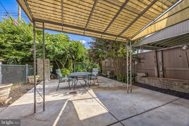 4221 CHALFONT PL, Philadelphia, PA 19154