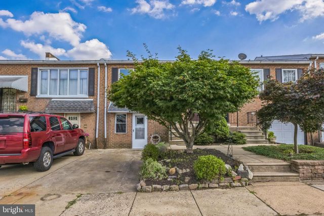 4221 CHALFONT PL, Philadelphia, PA 19154