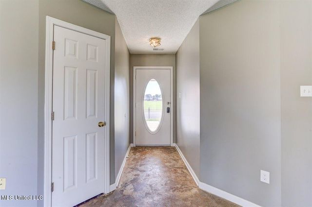 6643 Timber Point Circle, Horn Lake, MS 38637