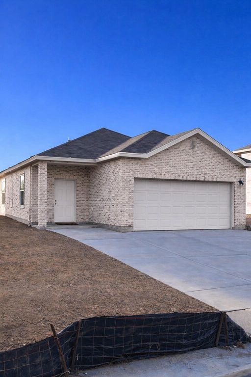 10315 Vinca Minor Lane, Houston, TX 77016