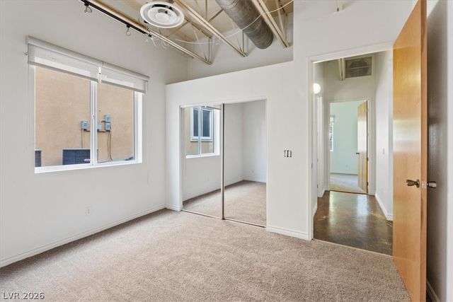 5603 Deer Creek Falls Court, Las Vegas, NV 89118