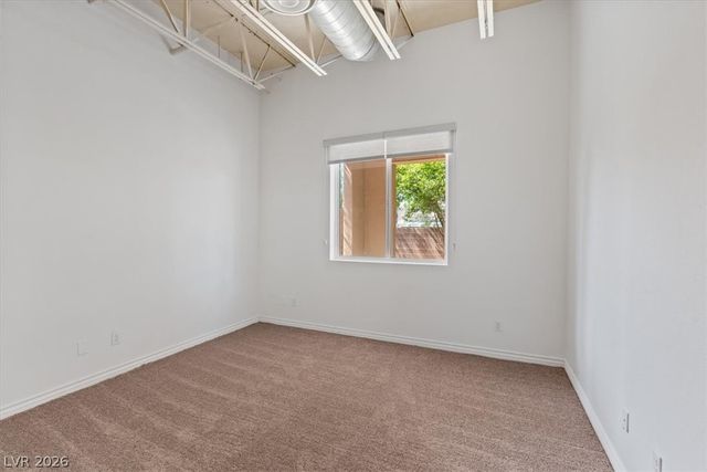 5603 Deer Creek Falls Court, Las Vegas, NV 89118
