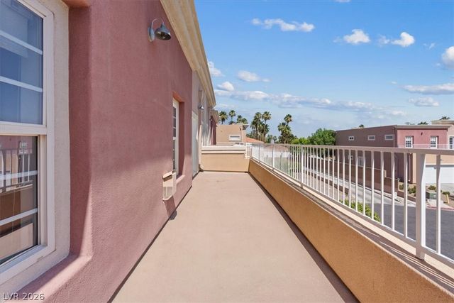 5603 Deer Creek Falls Court, Las Vegas, NV 89118